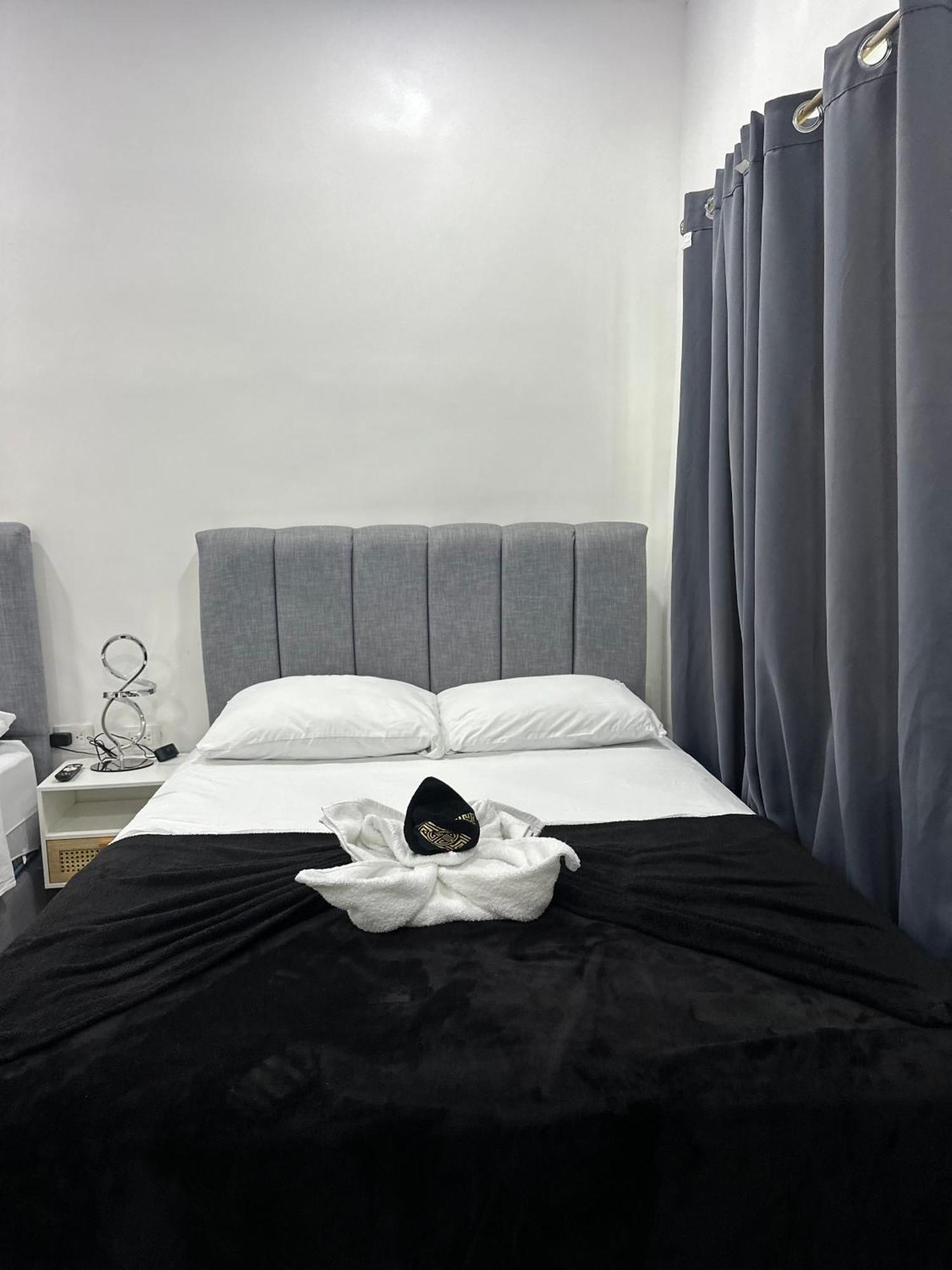 H Et L Apartment ตอร์ตูเกโร ภายนอก รูปภาพ